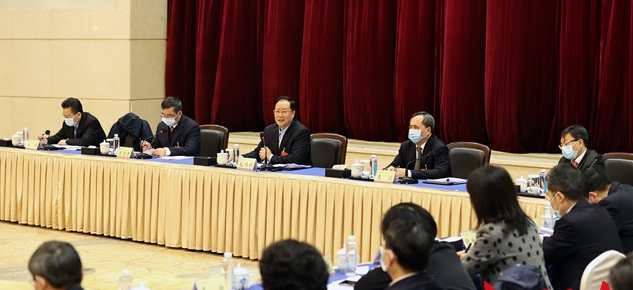 毛伟明在参加省政协联组讨论时强调为实施“三高四新”战略凝心聚力